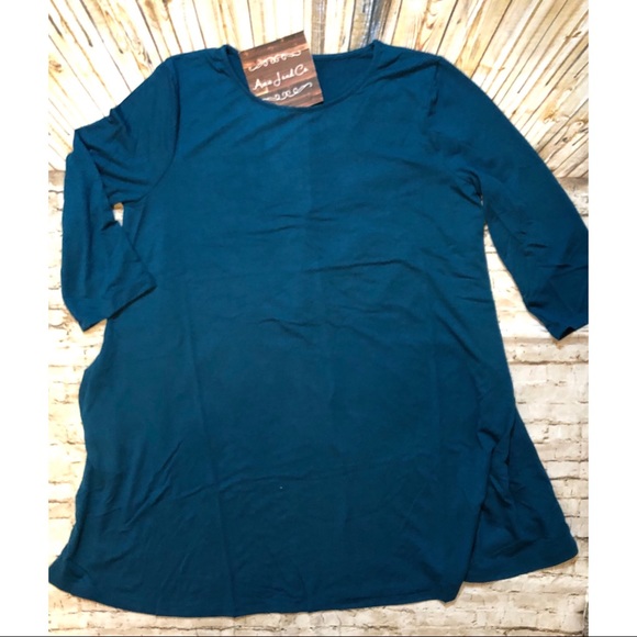 NWT Plus Size Teal Tunic - Picture 2 of 2